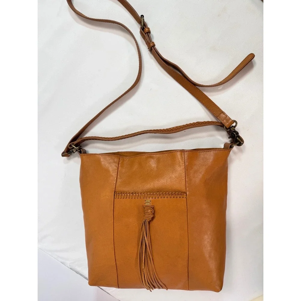 Lucky Brand Tan Leather Convertible Shoulder Bag Whipstitch Tassel Cognac